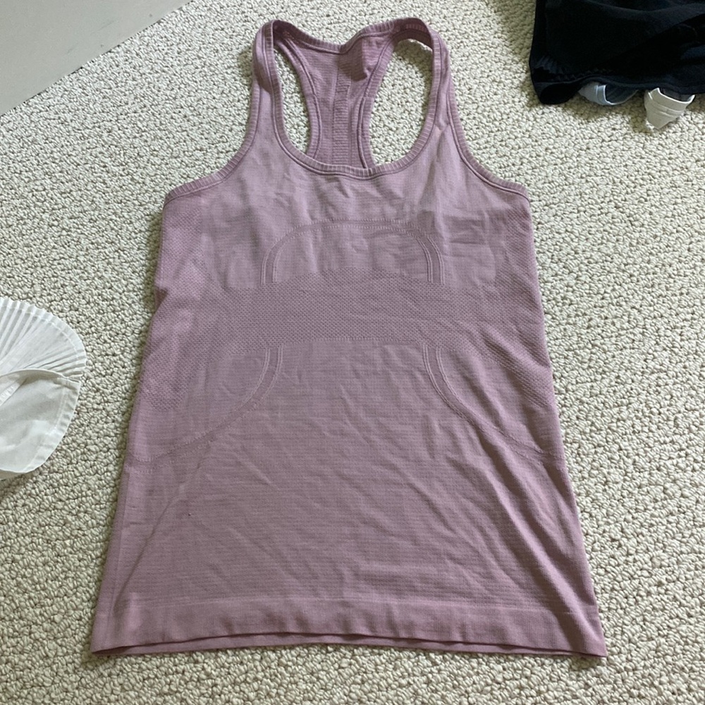 Lululemon tank top